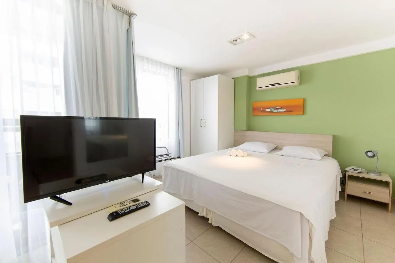 Condominio Golden Tower Na Beira Mar De Natal Por Carpediem 0*,